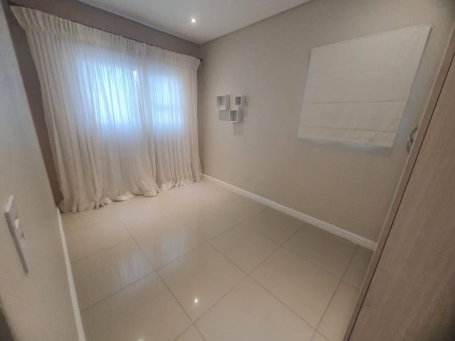 To Let 2 Bedroom Property for Rent in Winterstrand Eastern Cape